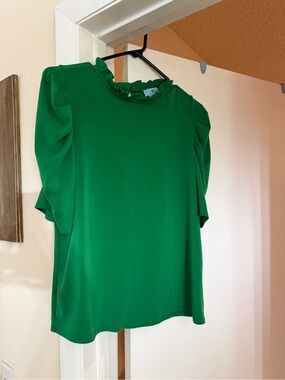 CeCe Emerald Green Ruffle Neck Puff Sleeve Blouse